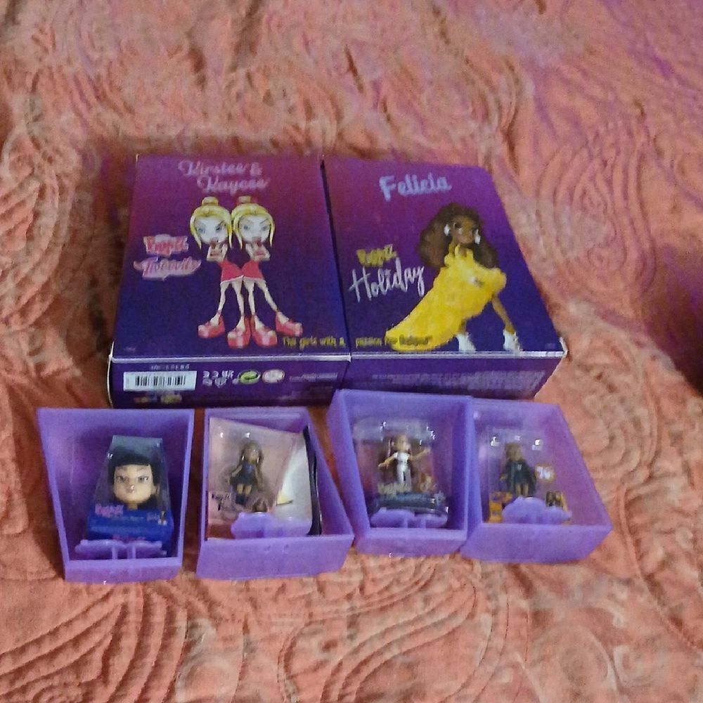 BRATZ  Doll Set with Accessories